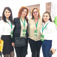 На конференции АППМ: приятные встречи (на фото Вера Гапоненко, Элонна Зимонина и Ксения Абраменко)