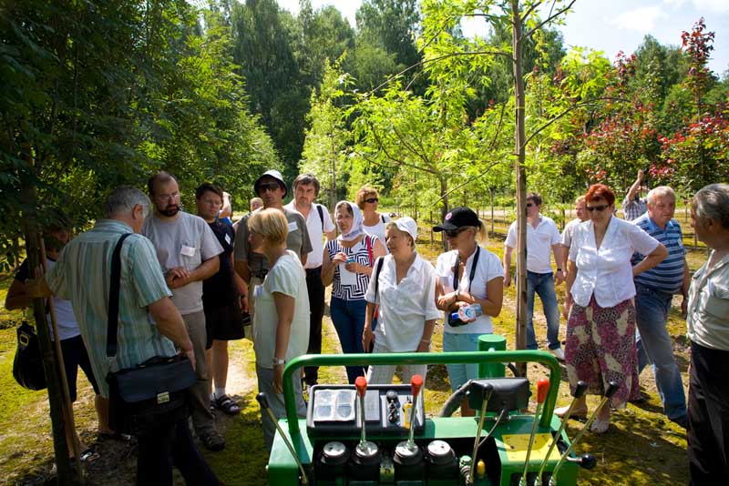 16 июля коллеги со всей страны посетили питомник Савватеевых